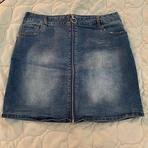 Denim skirt